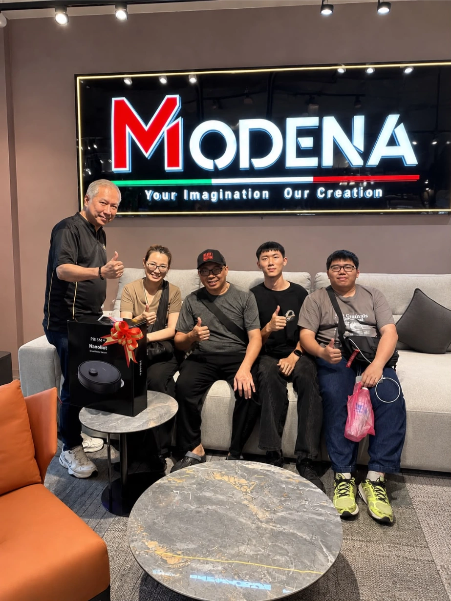 Modena showroom 3